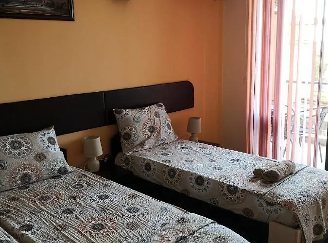 морската къща בית הארחה